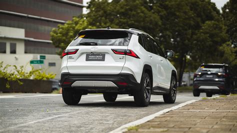 Philippine car sales 2023 report: 429,807 units sold in PH.